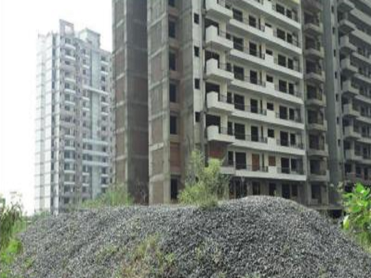 Faridabad Flats: 10 साल से देख रहे पजेशन की राह, आखिर कब मिलेगा फ्लैट? परेशान हुए खरीददार 