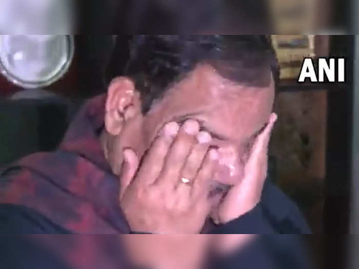 harak singh rawat breaks down after speaking about his expulsion from the uttarakhand bjp cabinet