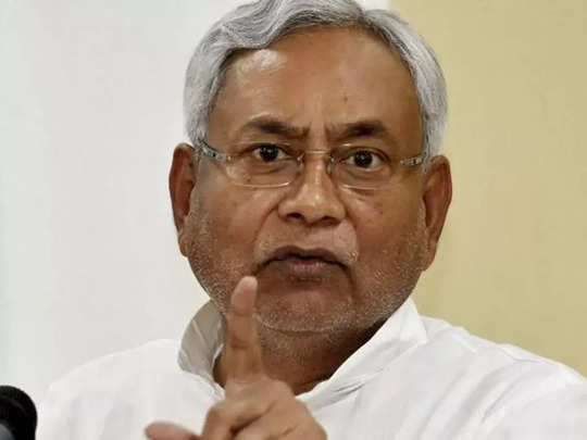 Bihar Politics : शराबबंदी पर NDA के 'चक्रव्यूह' में उलझे नीतीश कुमार, फैसले पर रहेंगे अडिग? 