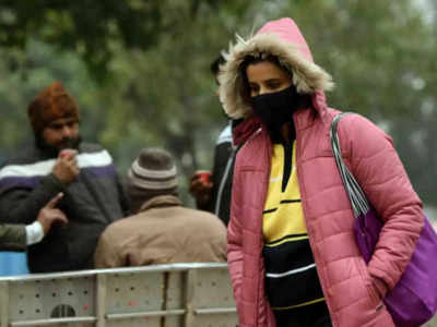 Delhi Cold Weather: 2015 के बाद दिल्ली में पड़ रही ऐसी कड़ाके की ठंड, सर्दी से कब तक मिलेगी राहत? 
