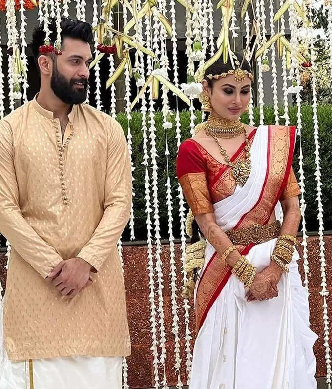 mouni roy and suraj nambiar wedding first photo goes viral : mouni roy and suraj nambiar ki shadi ki pehli photo - Navbharat Times