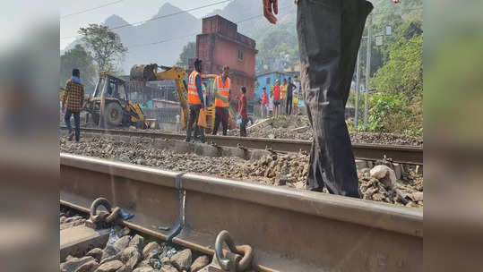 मध्य रेल्वेवर आजपासून ७२ तासांचा मेगाब्लॉक; गरज असेल तरच प्रवास करण्याची सूचना