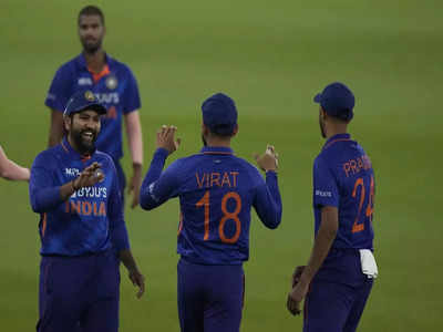 IND vs WI: वेस्टइंडीज पर दूसरे वनडे में जीत के साथ ही भारत ने पाकिस्तान के वर्ल्ड रिकॉर्ड की बराबरी की 