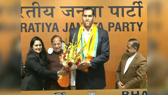 the great khali joins bjp : भाजपला मिळाला 'बाहुबली'! 'द ग्रेट खली'च्या एन्ट्रीने पंजाबमध्ये वाढणार 'ताकद'