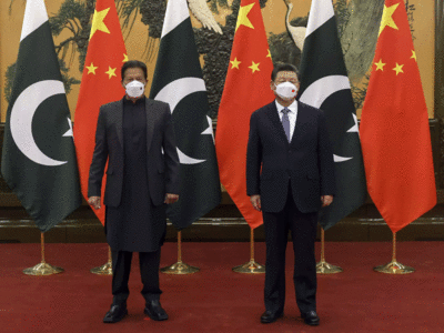 Pakistan China Debt: पाकिस्‍तान के डिफाल्‍ट होने का खतरा, घबराए इमरान खान ने चीन से मांगी 9 अरब डॉलर की भीख 