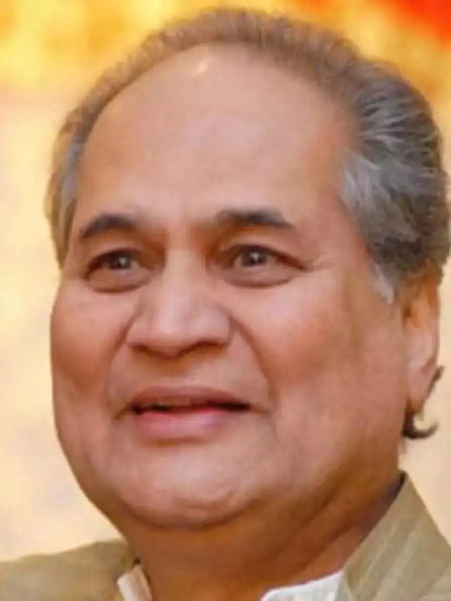 जानिए हमारा बजाज वाले राहुल बजाज की नेट वर्थ, जीवनी बायोग्राफी, परिवार