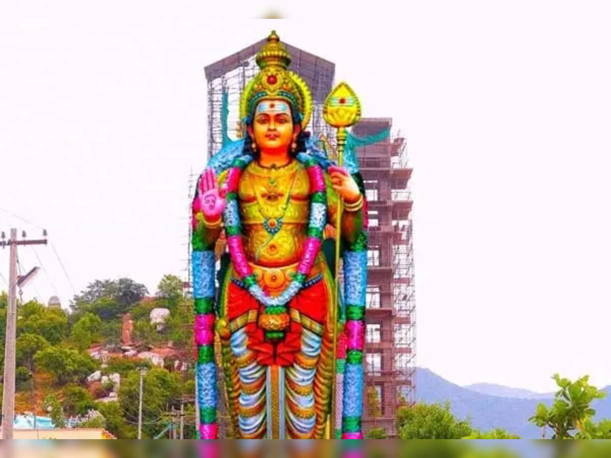 Salem Tallest Murugan Statue: சேலத்தில் உள்ள உலகின் உயரமான முருகன் சிலை  ஏப்ரல் 6ல் கும்பாபிஷேகம் - salem tallest murugan statue kumbabishekam  unveiled on 6th april 2022 | Samayam Tamil