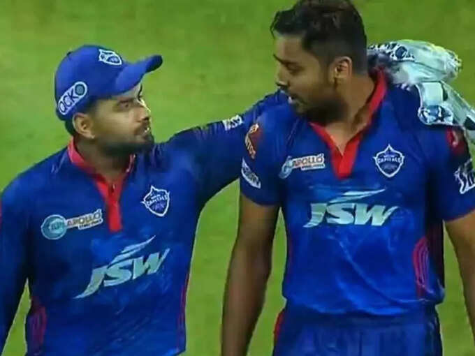 avesh-khan-pant avesh-khan-pant