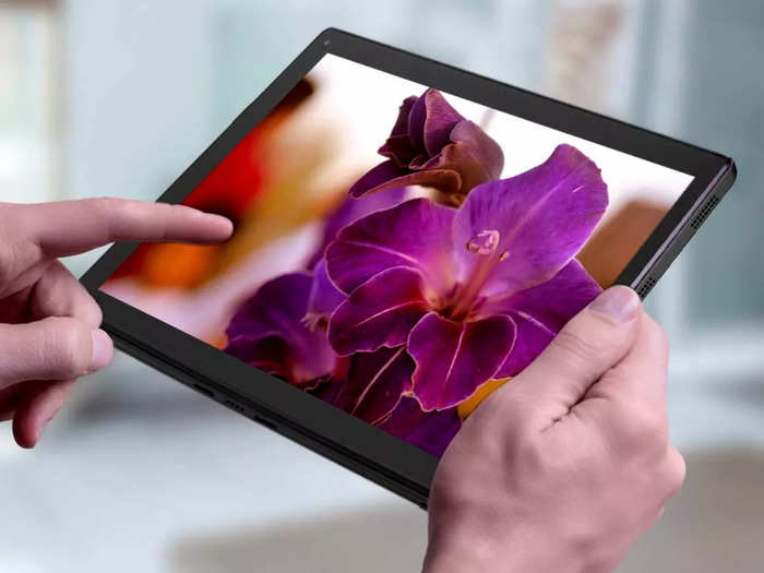 Offer On Tablet : इतनी सस्ती कीमत में मिल रहे हैं Tablet, बिना देरी देखें यह बचत वाली डील