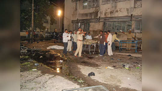 ahmedabad bomb blast : दहशतवाद्यांच्या निशाण्यावर होते मोदी आणि अमित शहा! 'असा' रचला होता कट