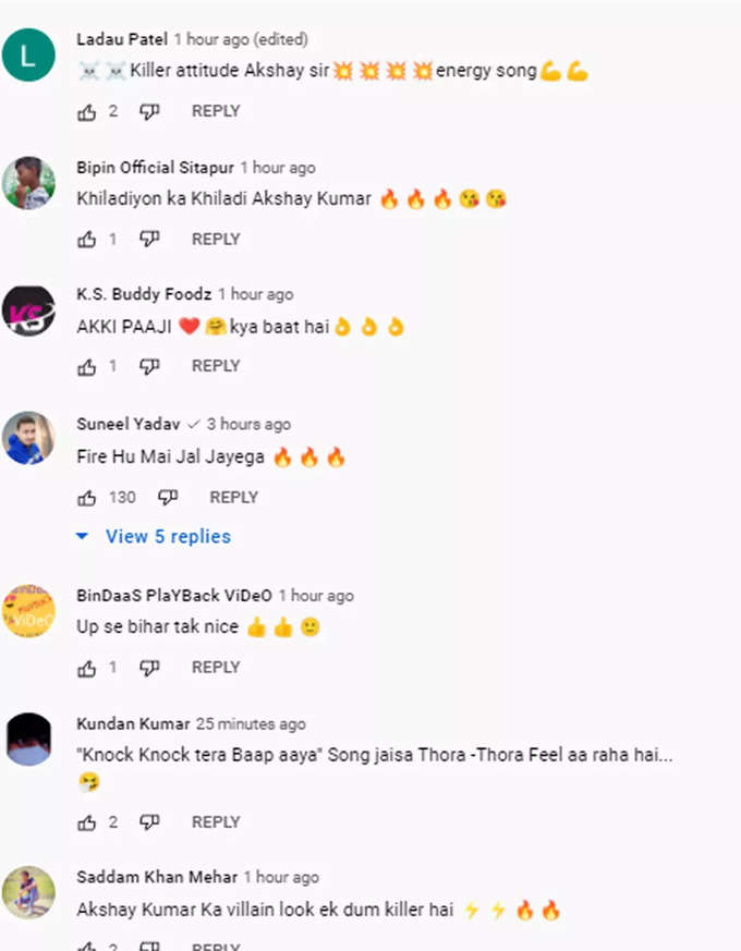 Fans reaction on Akkis song