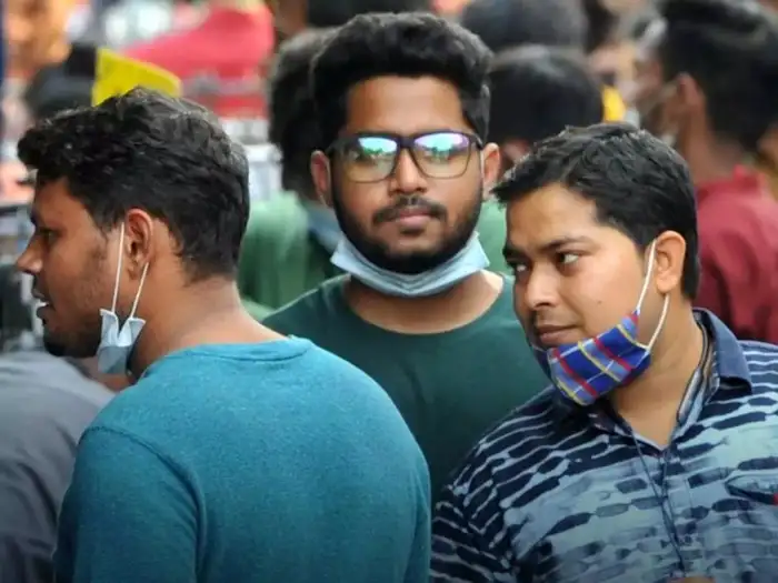 Delhi Mask Rules : दिल्&zwj;ली में मास्&zwj;क नहीं पहना तो 2000 नहीं, अब 500 रुपये का कटेगा चालान