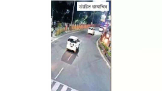 कर्वे रस्त्यावरील ओव्हरहेड केबल काढल्या