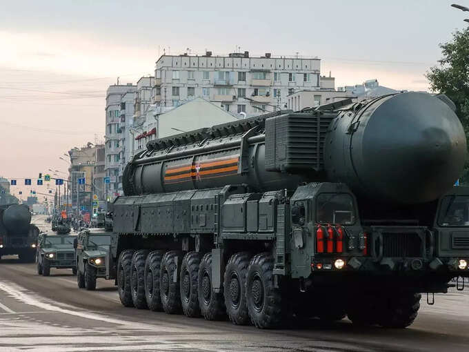Russian Nuclear Misssile Russian Nuclear Misssile
