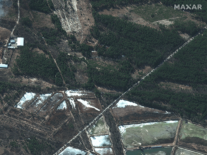 रूसी-सैन्य-काफिला-1