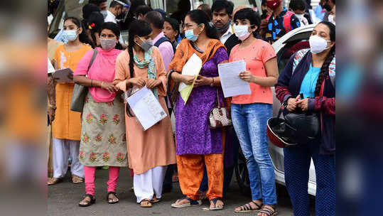 भारतात ८३ हजार जागांसाठी १६ लाख अर्ज, विद्यार्थ्यांना MBBS मध्ये प्रवेश मिळविण्याचे दडपण