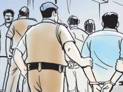 Kolkata news: पति ने दोस्तों के साथ मिलकर किया पत्नी के साथ गैंगरेप, पुलिस ने किया गिरफ्तार