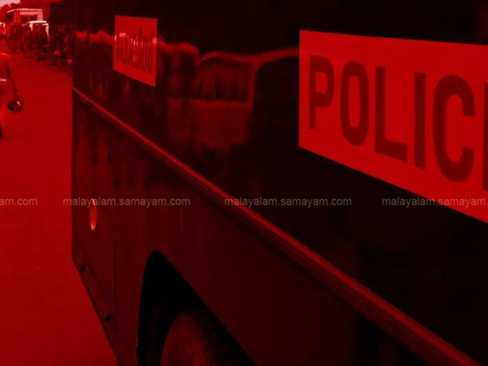 Kallambalam Police Attacked