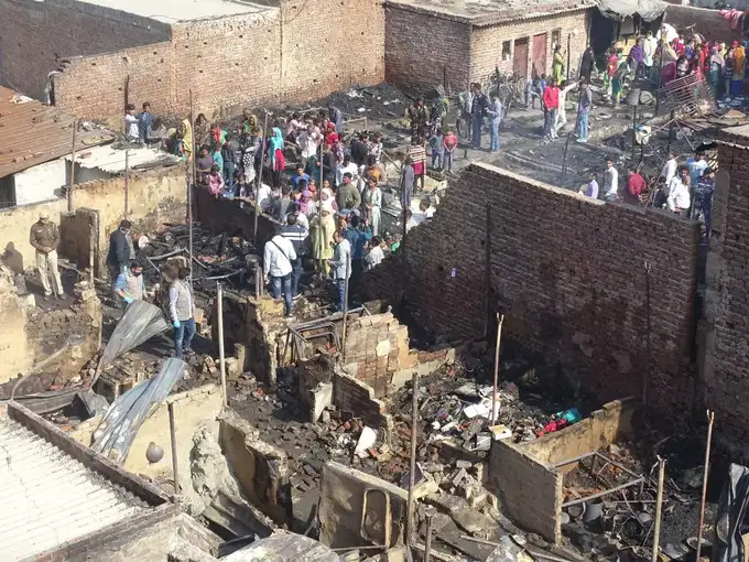 delhi gokulpuri fire news