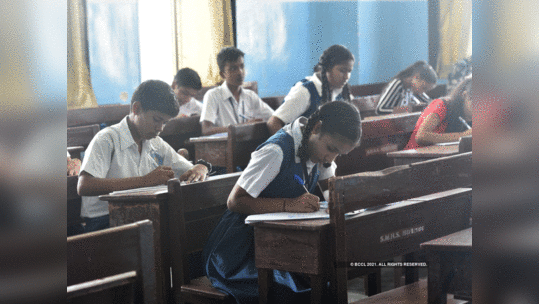 SSC Exam Update: पहिल्याच विषयाचा पेपर सोपा, भीती झाली कमी