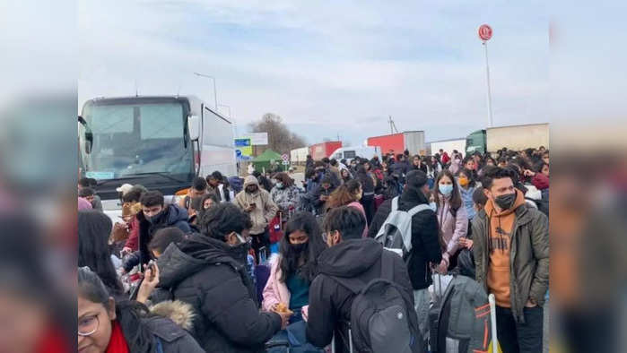 युक्रेनमधून परतलेल्या विद्यार्थ्यांचे शैक्षणिक कर्ज थकीत, सरकार दिलासा देणार का?