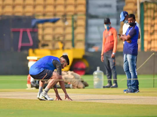 Bengaluru Pitch: बेंगलुरु टेस्ट में पहले ही दिन गिरे थे 16 विकेट, पिच से नाराज आईसीसी ने सुनाई सजा 