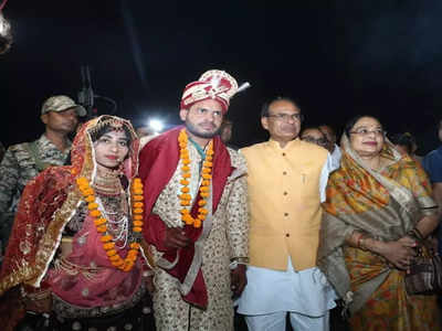 CM Shivraj Dance: भांजियों की शादी का इंतजाम उनका मामा करेगा, मुख्यमंत्री कन्या विवाह योजना की शिवराज ने फिर की शुरुआत 