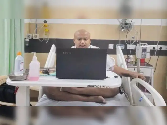 man sits for job interview during chemo pic goes viral