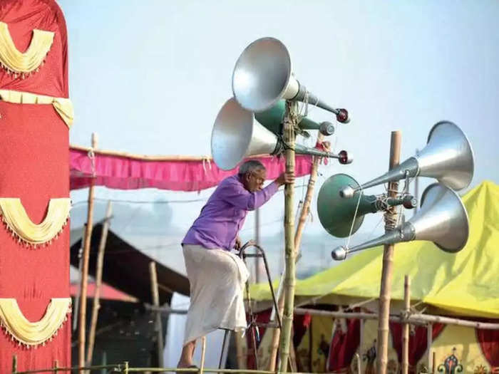 loudspeaker ban in bihar: यूपी की तरह बिहार में भी मस्जिद-मंदिर से हटाए जाएं लाउडस्पीकर, बीजेपी की डिमांड पर जेडीयू की यूपी की तरह बिहार में भी मस्जिद ...