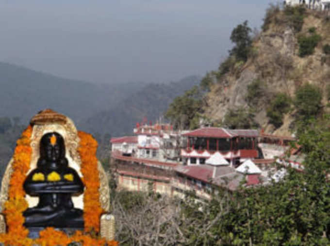 बाबा बालक नाथ मंदिर, हिमाचल प्रदेश