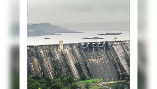 पाणीसाठा पुरेसा ; मुंबईला पाणीपुरवठा करणाऱ्या धरणांमध्ये २५ ते ३० टक्के पाणीसाठा