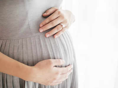 मेरी कहानी: मेरी पत्नी गर्भवती है, लेकिन यह बच्चा मेरा नहीं है 