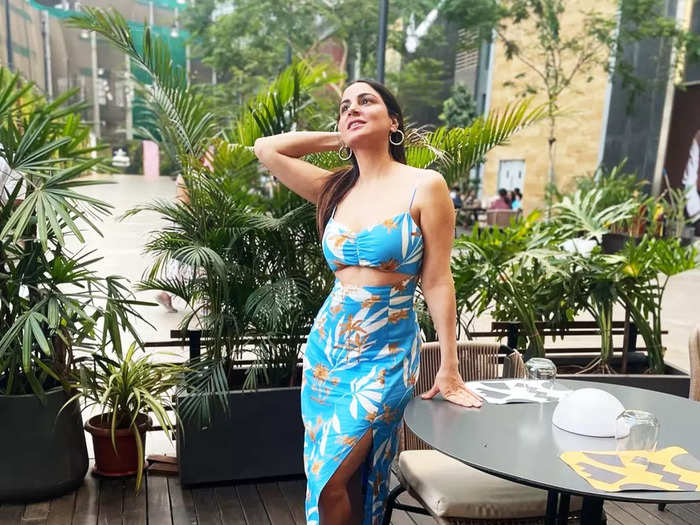 shraddha arya flaunts her toned figure in floral blue slit dress and we can not take our eyes off her