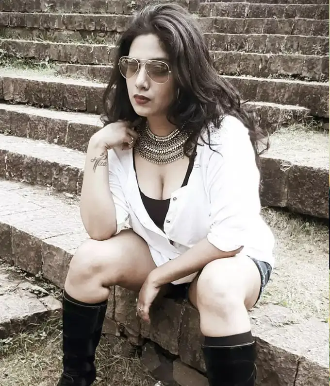 कविता भाभी के खिलाफ कोर्ट गए थे रजनीकांत