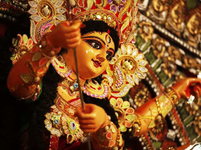 सवाल जवाब: जानिए नवरात्रि में पूजित देवी अम्बा कौन हैं और नौ देवियों से क्या है आशय