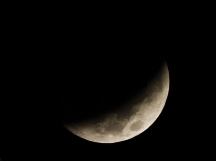 Lunar Eclipse May 2022 - 16 मई को लग रहा है साल का पहला चंद्र ग्रहण, जाने क्या होगा देश-दुनियाा पर प्रभाव