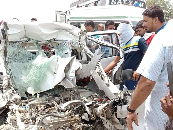 Kanpur-Accident