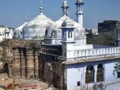 Gyanvapi Masjid case: ज्ञानवापी मस्जिद विवाद पर मुस्लिम पर्सनल लॉ बोर्ड ने बनाई लीगल कमेटी, आंदोलन की दी चेतावनी 