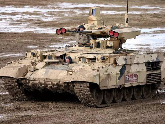 चंद महीने पहले ही रूसी सेना में तैनात हुआ है यह टैंक