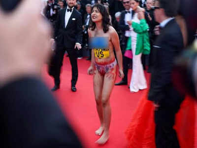 हमारा रेप करना बंद करो- Cannes 2022 में यूक्रेन की लड़की ने कपड़े उतारकर किया प्रोटेस्ट 