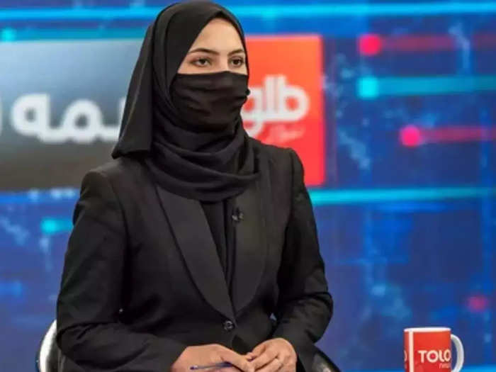 afghanistan women anchors forced to read news with their faces covered on tv after taliban decree