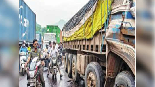 अपघातांची मायानगरी!, राज्यातील ४५ टक्के रस्तेअपघात एकट्या मुंबईत