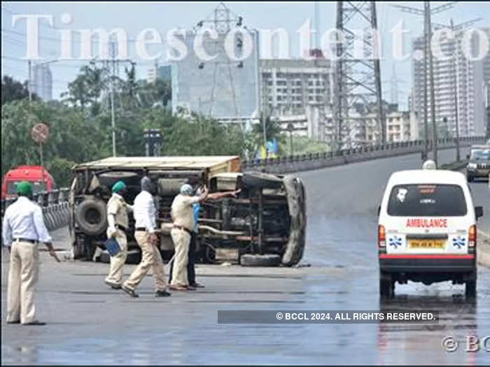 mumbai accident zone