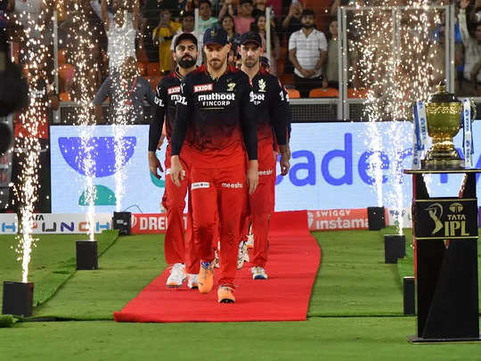 IPL 2022: चैंपियन बनने की चाबी होने के बाद भी हाथ खाली, फिर ट्रॉफी जीतने से चूकी RCB 