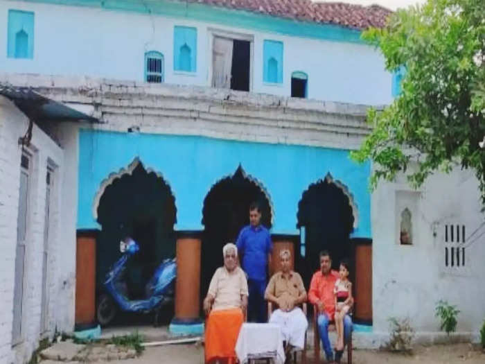 Geetanjali Shree home hometown in uttar pradesh