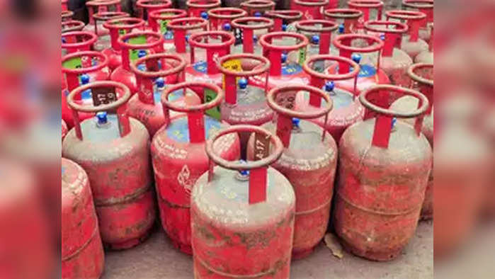 LPG : एलपीजी महागण्याची शक्यता आहे