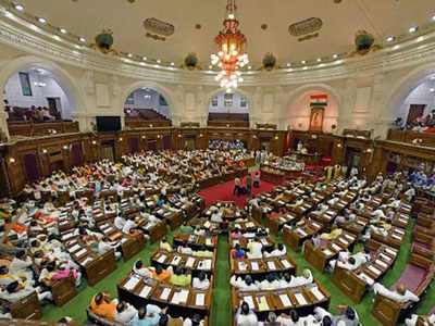 UP Assembly: यूपी विधानसभा में पारित हुआ 6 लाख करोड़ का अब तक का सबसे बड़ा बजट, सदन अनिश्चित काल के लिए स्थगित 