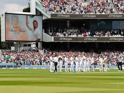 VIDEO: 23 ओवर बाद 23 सेकंड के लिए रुका लॉर्ड्स टेस्ट, शेन वॉर्न को इंग्लैंड में यूं मिली श्रद्धांजलि 