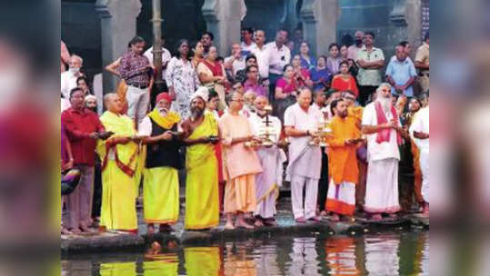 गोदा महाआरतीने फिटले नेत्रांचे पारणे; मान्यवर, भाविक नाशिककर झाले कृतकृत्य