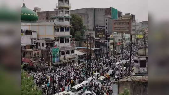 उत्तर प्रदेशातील हिंसक आंदोलनाचं लोण रांचीमध्ये, दगडफेक जाळपोळीनंतर पोलिसांकडून लाठीचार्ज